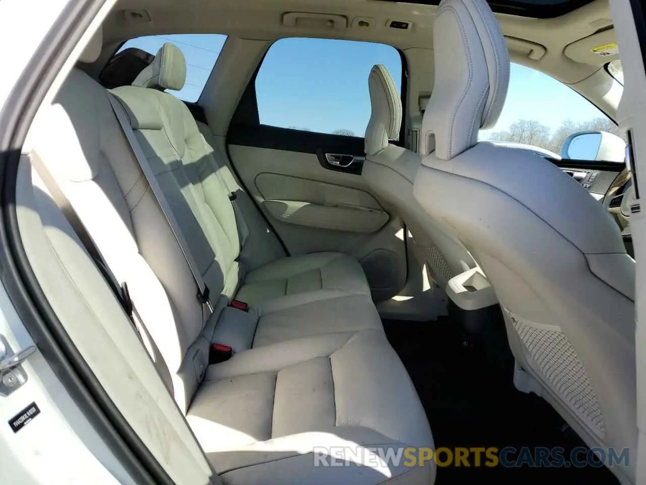 11 Photograph of a damaged car YV4A22RKXL1418320 VOLVO XC60 2020