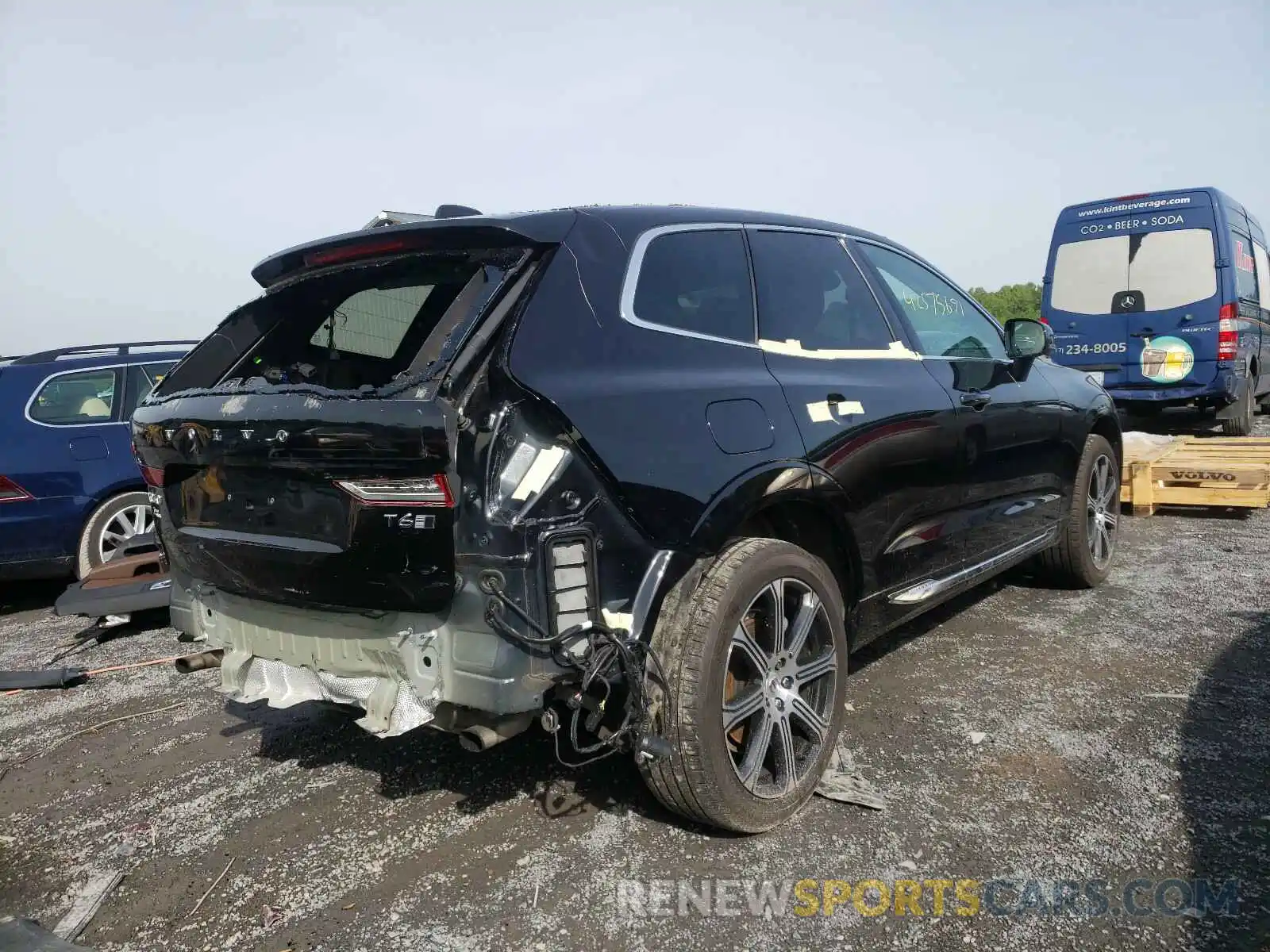 4 Photograph of a damaged car YV4A22RL1L1425620 VOLVO XC60 2020