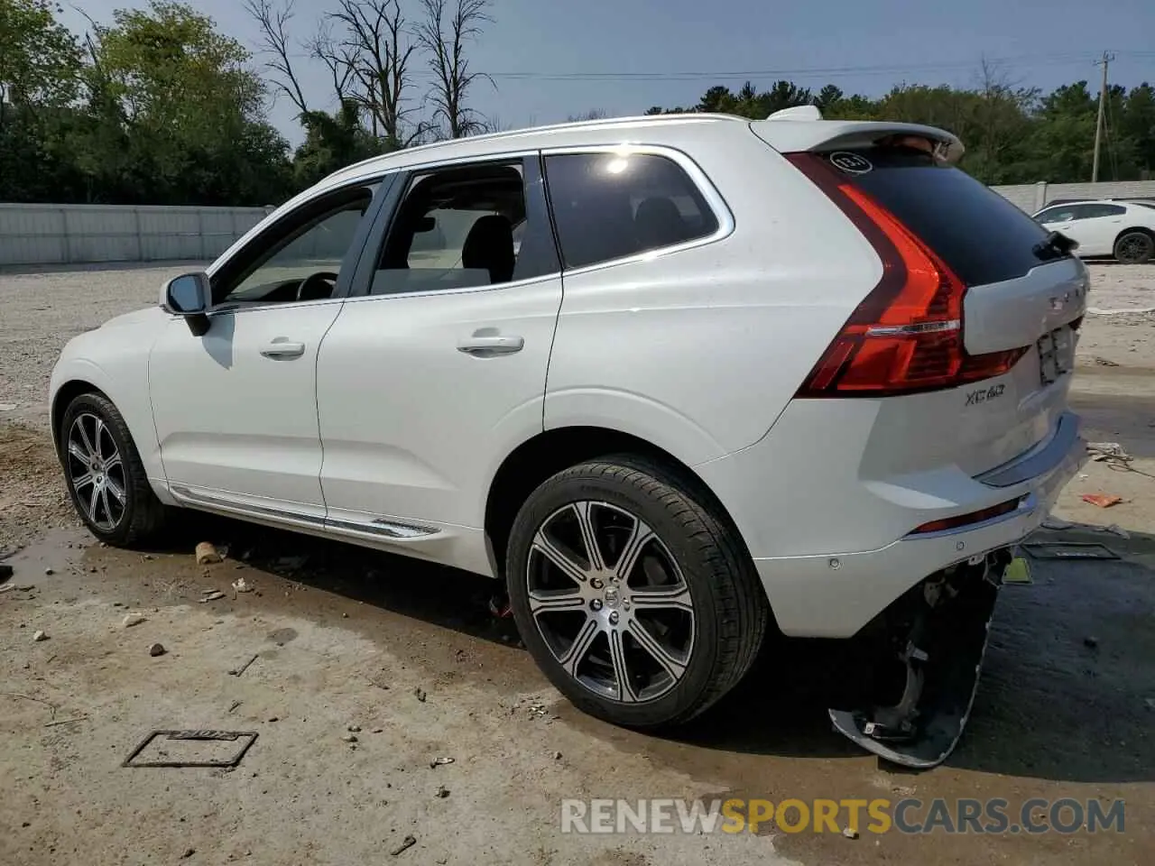 2 Photograph of a damaged car YV4A22RL4L1507499 VOLVO XC60 2020