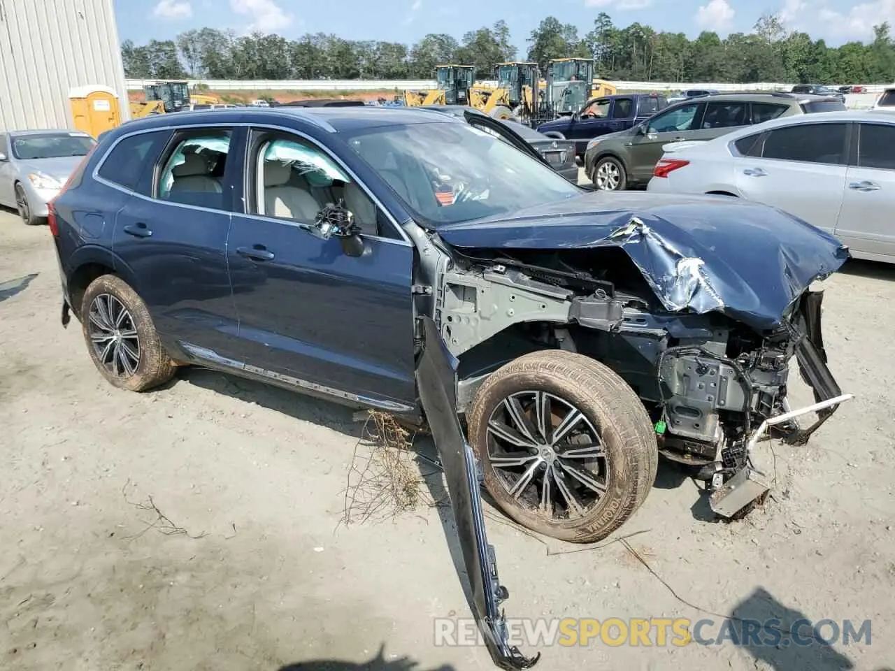 4 Photograph of a damaged car YV4A22RL6L1586867 VOLVO XC60 2020