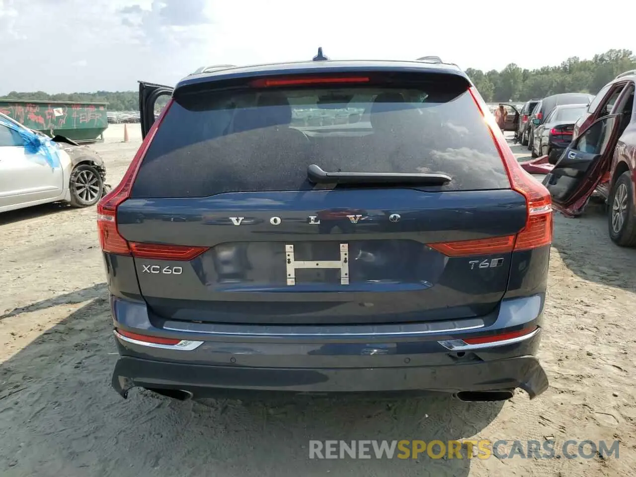 6 Photograph of a damaged car YV4A22RL6L1586867 VOLVO XC60 2020