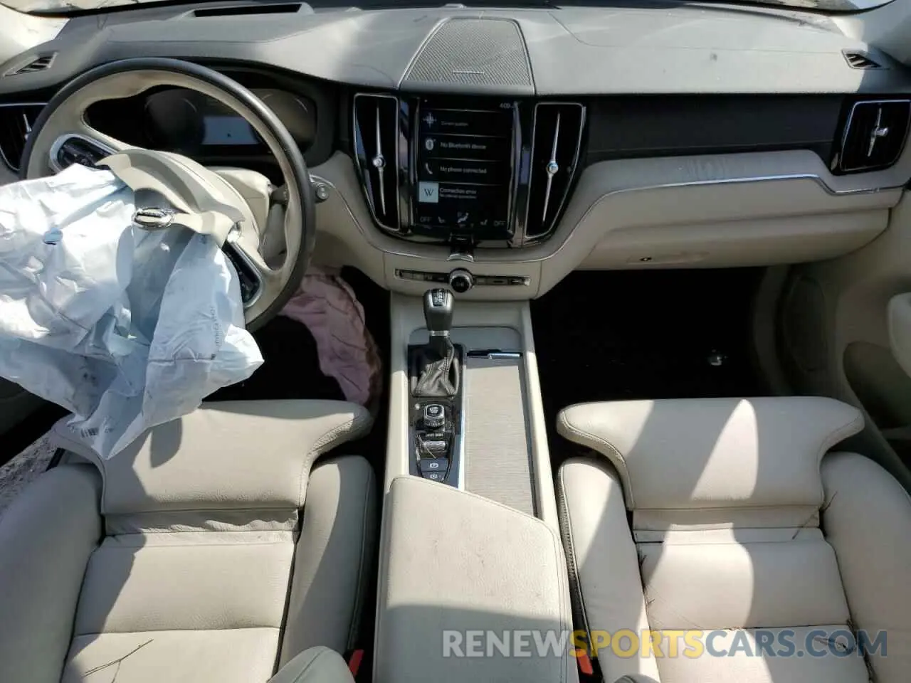 8 Photograph of a damaged car YV4A22RL6L1586867 VOLVO XC60 2020