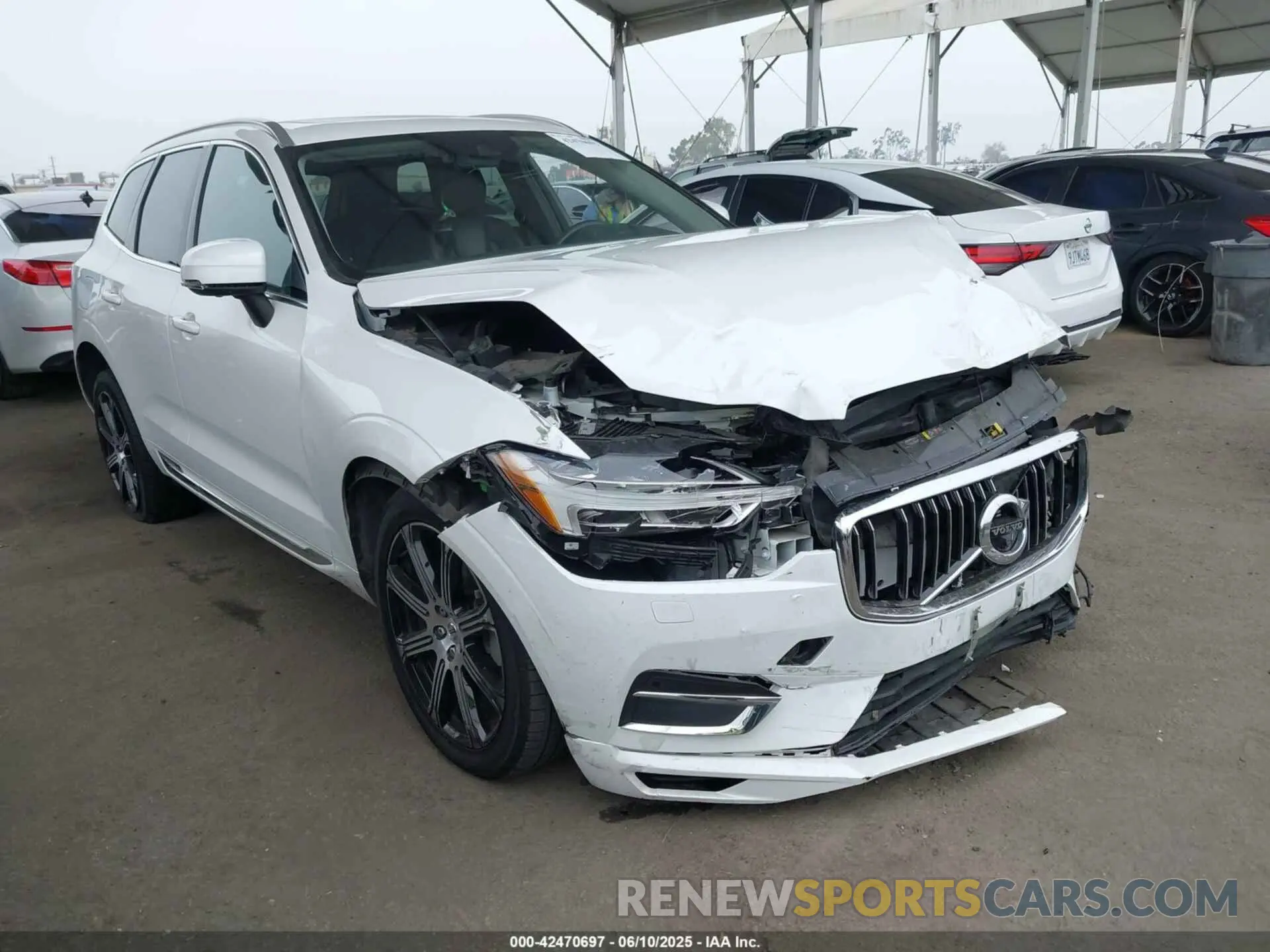 1 Photograph of a damaged car YV4A22RL9L1590718 VOLVO XC60 2020