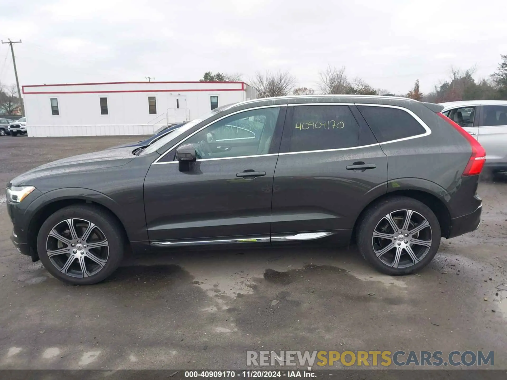 14 Photograph of a damaged car YV4A22RL9L1598740 VOLVO XC60 2020
