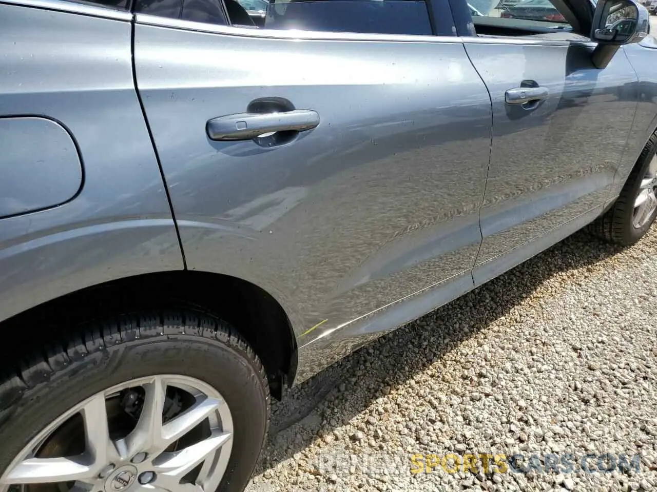 13 Photograph of a damaged car YV4102DK1M1782821 VOLVO XC60 2021