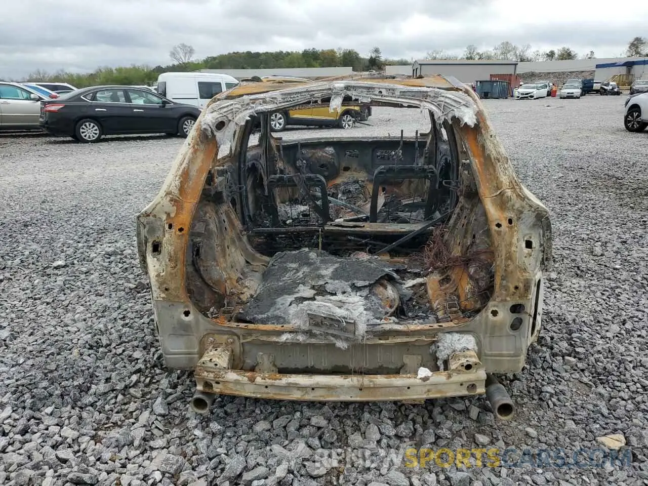 6 Photograph of a damaged car YV4102DK2M1684509 VOLVO XC60 2021