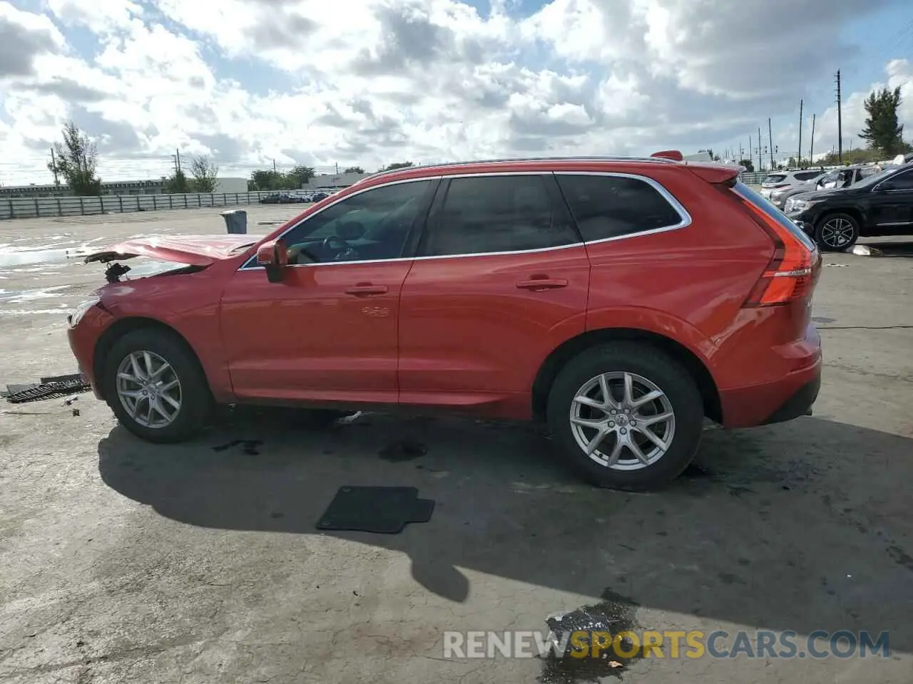 2 Photograph of a damaged car YV4102DK6M1760331 VOLVO XC60 2021