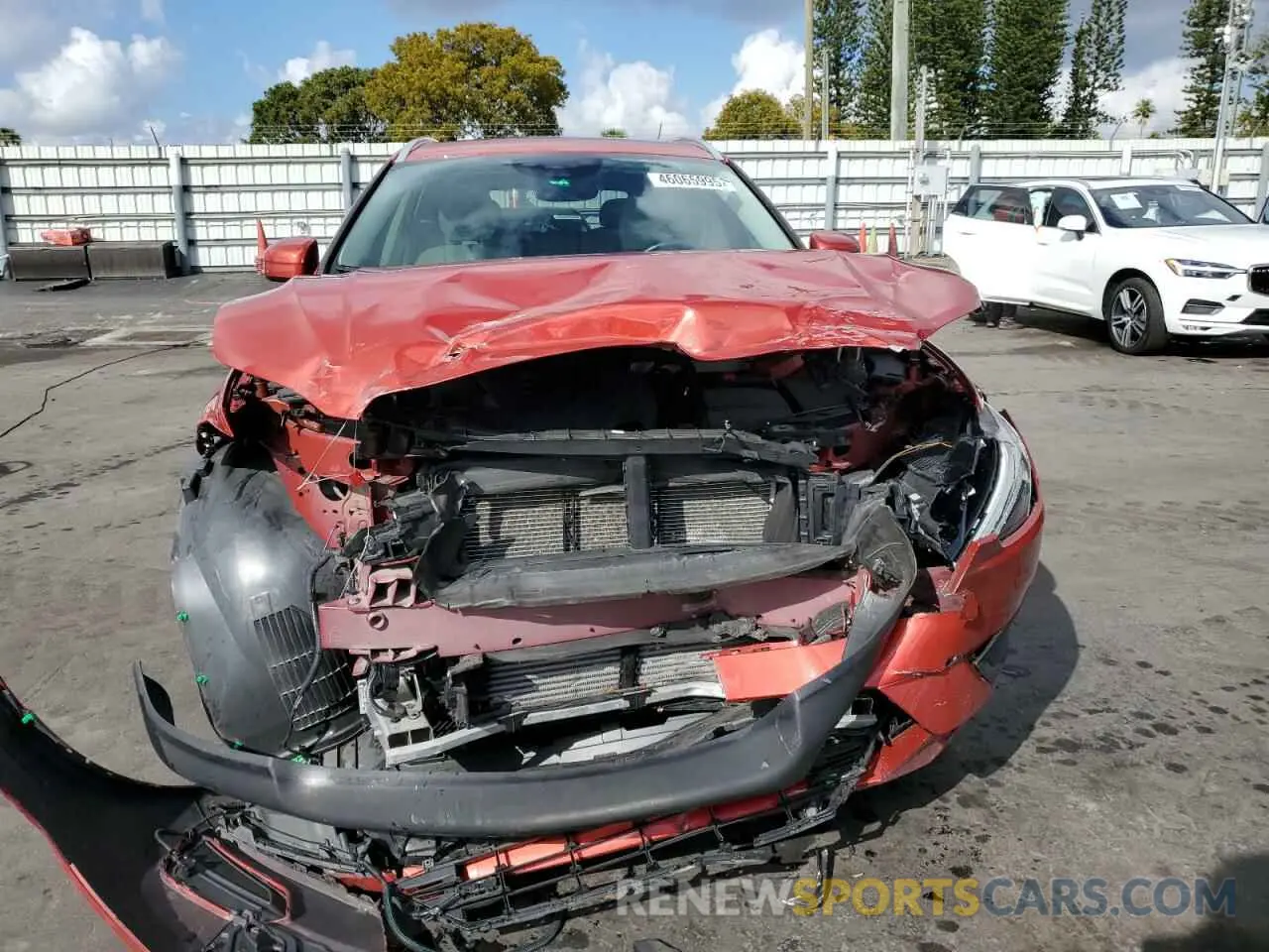 5 Photograph of a damaged car YV4102DK6M1760331 VOLVO XC60 2021