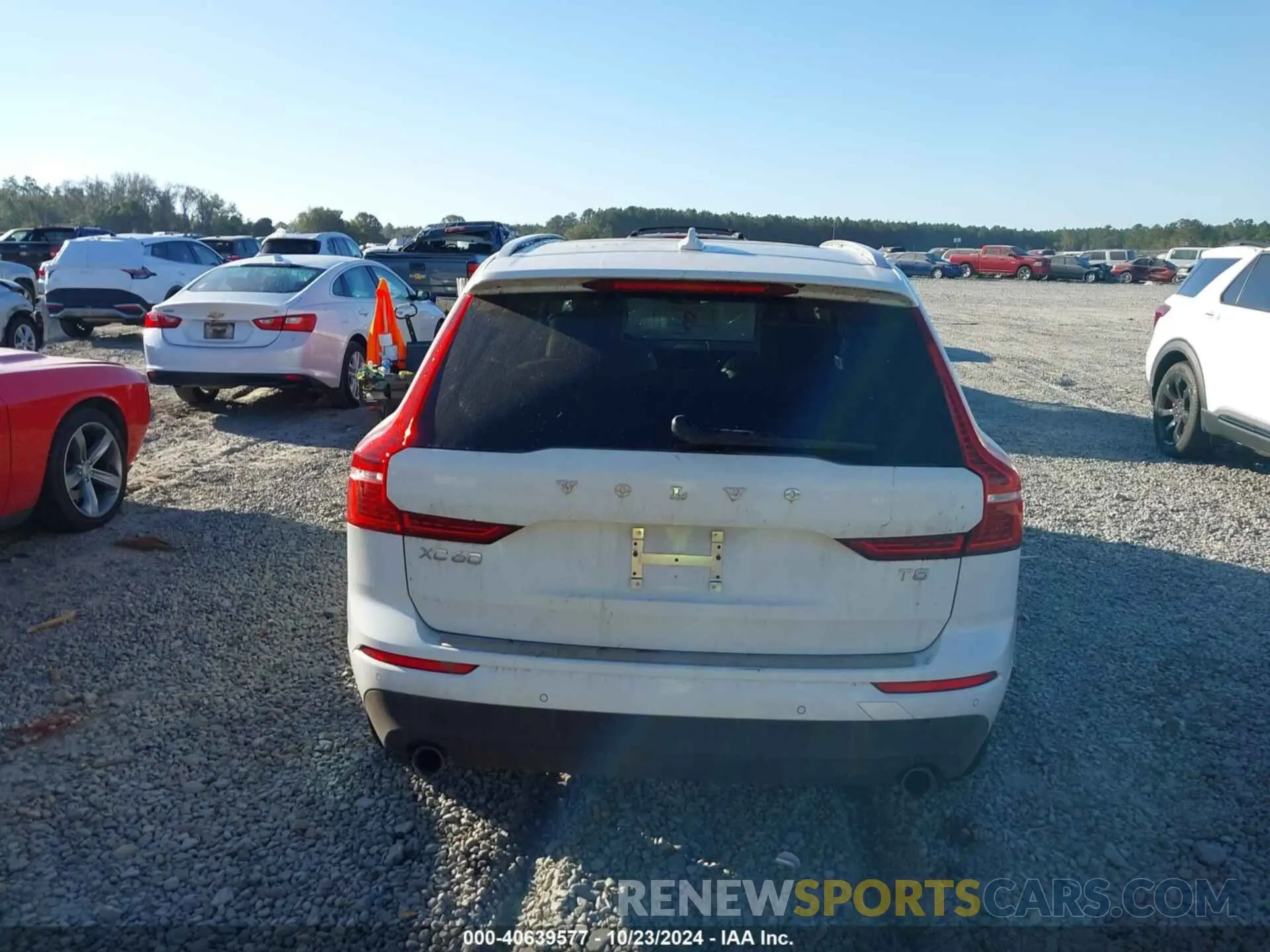 15 Photograph of a damaged car YV4102DK8M1684112 VOLVO XC60 2021