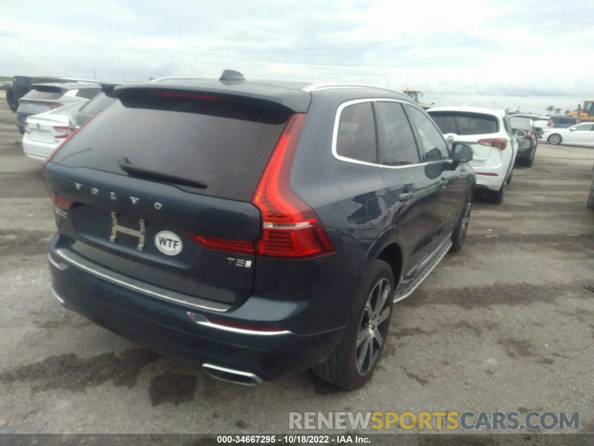 4 Photograph of a damaged car YV4102DL4M1877060 VOLVO XC60 2021