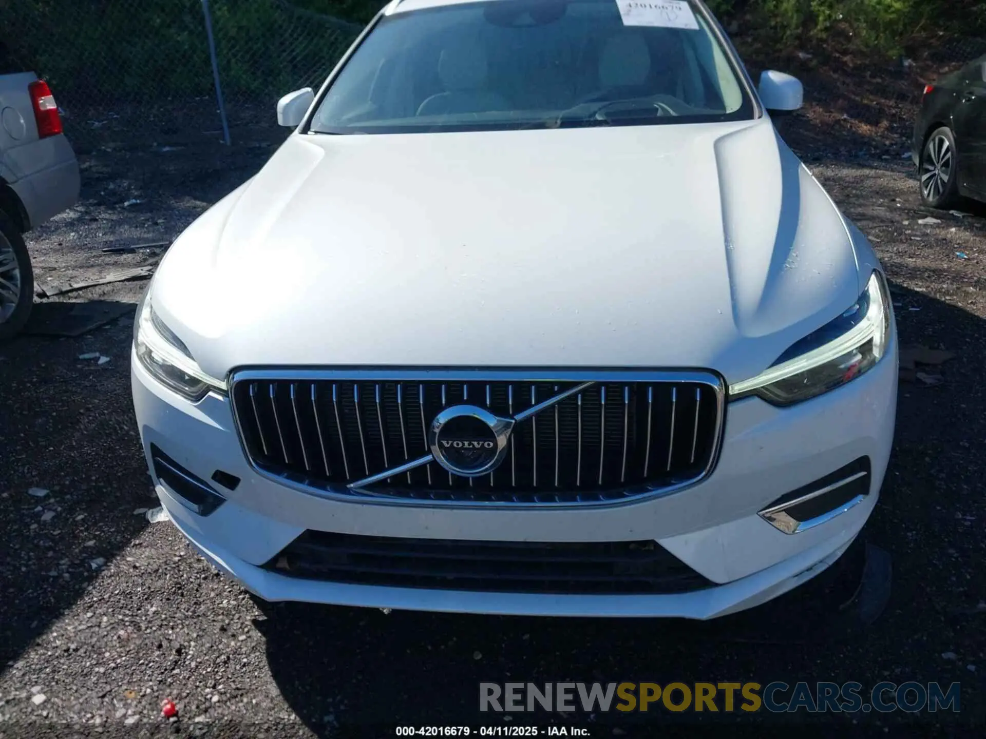 12 Photograph of a damaged car YV4102DL7M1814289 VOLVO XC60 2021