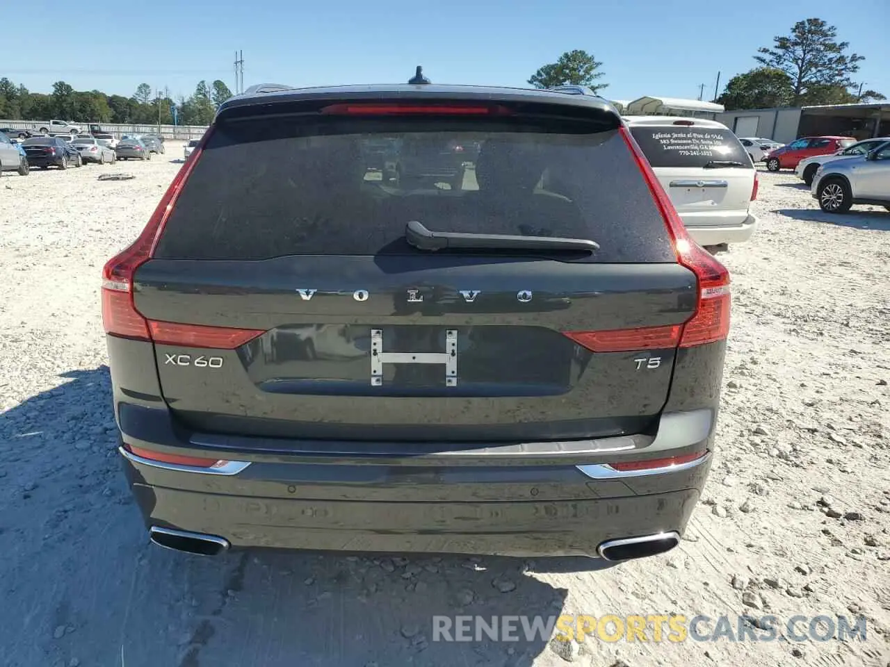 6 Photograph of a damaged car YV4102DL7M1821808 VOLVO XC60 2021