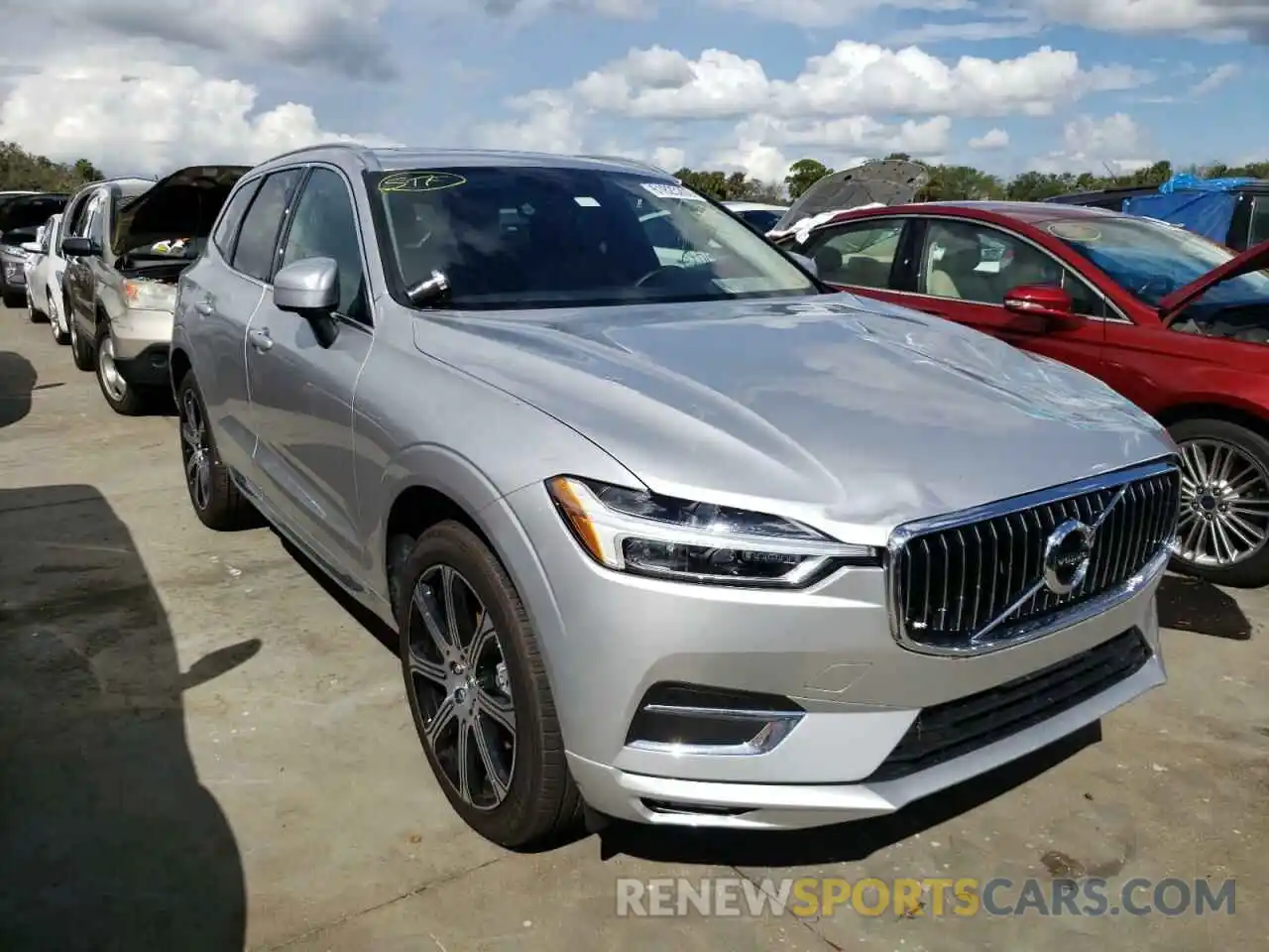 1 Photograph of a damaged car YV4102DL9M1748909 VOLVO XC60 2021