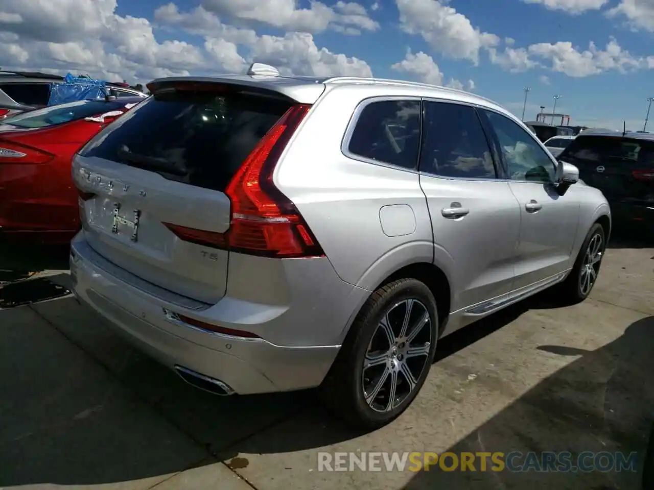 4 Photograph of a damaged car YV4102DL9M1748909 VOLVO XC60 2021