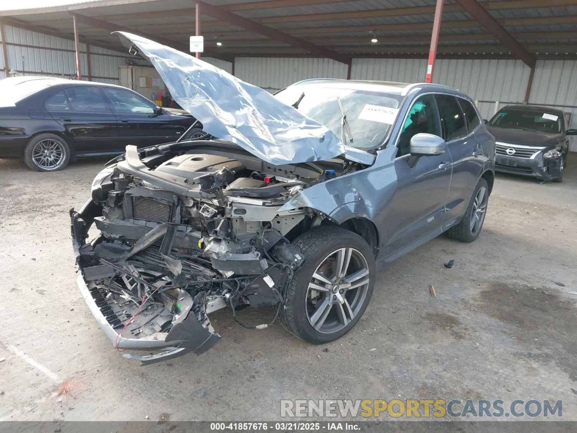 2 Photograph of a damaged car YV4102RK1M1715757 VOLVO XC60 2021