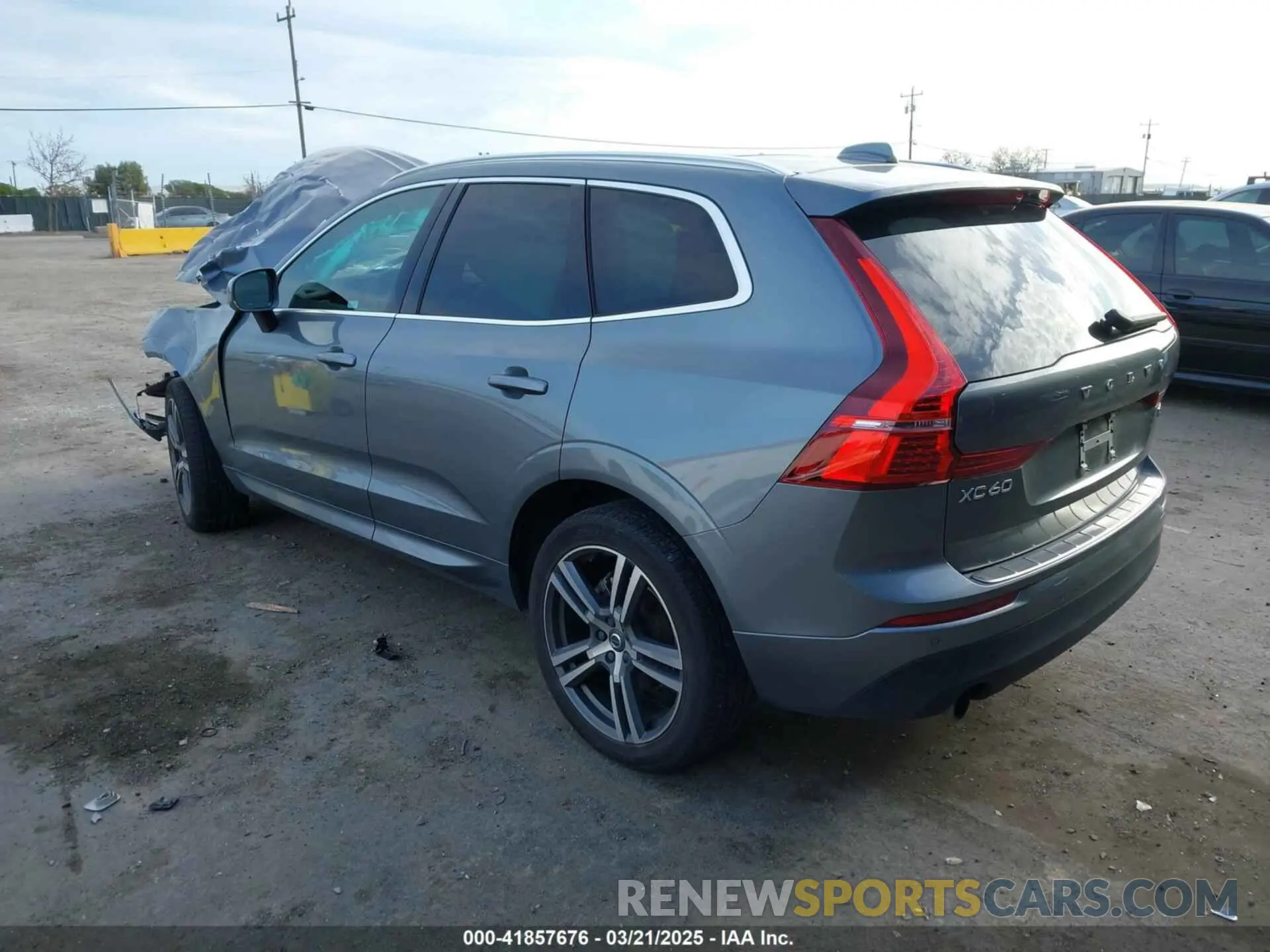 3 Photograph of a damaged car YV4102RK1M1715757 VOLVO XC60 2021