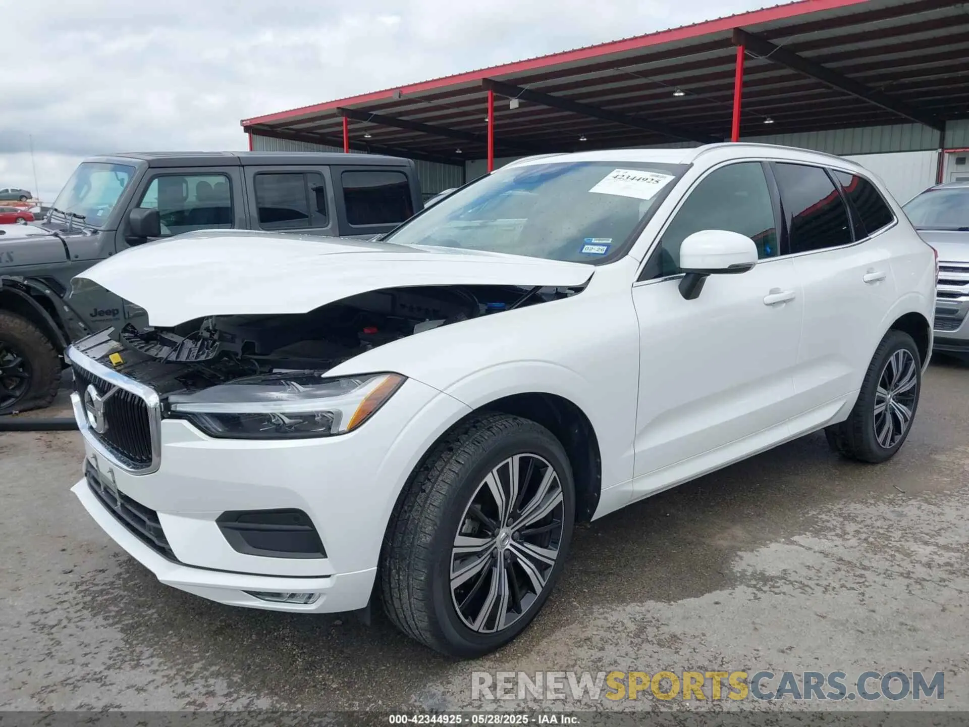 2 Photograph of a damaged car YV4102RK1M1862337 VOLVO XC60 2021