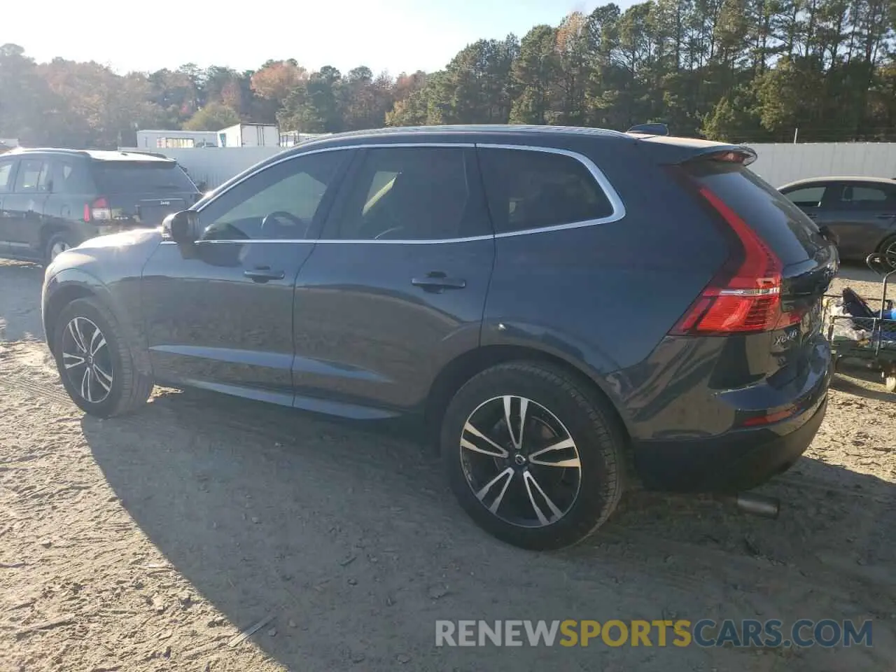 2 Photograph of a damaged car YV4102RK2M1874965 VOLVO XC60 2021