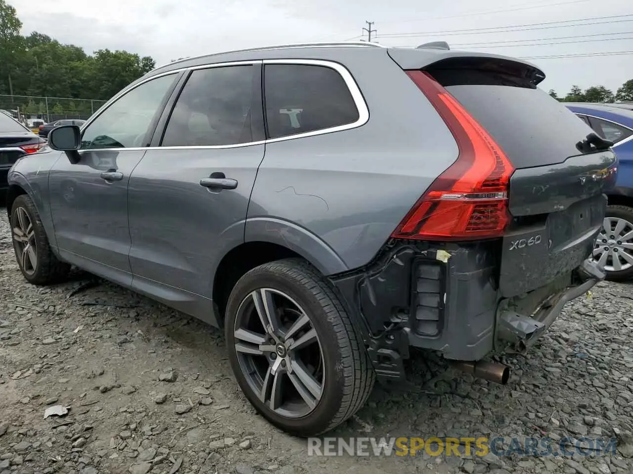 2 Photograph of a damaged car YV4102RK4M1740149 VOLVO XC60 2021