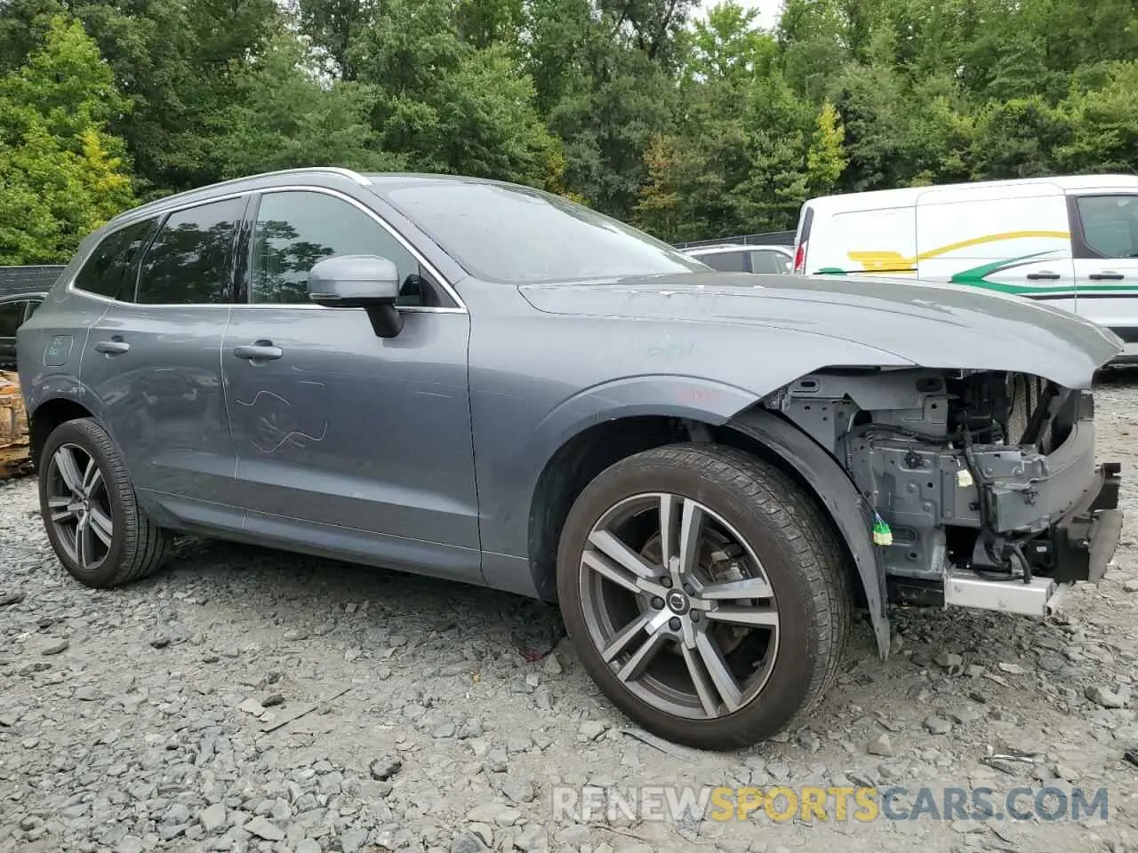 4 Photograph of a damaged car YV4102RK4M1740149 VOLVO XC60 2021