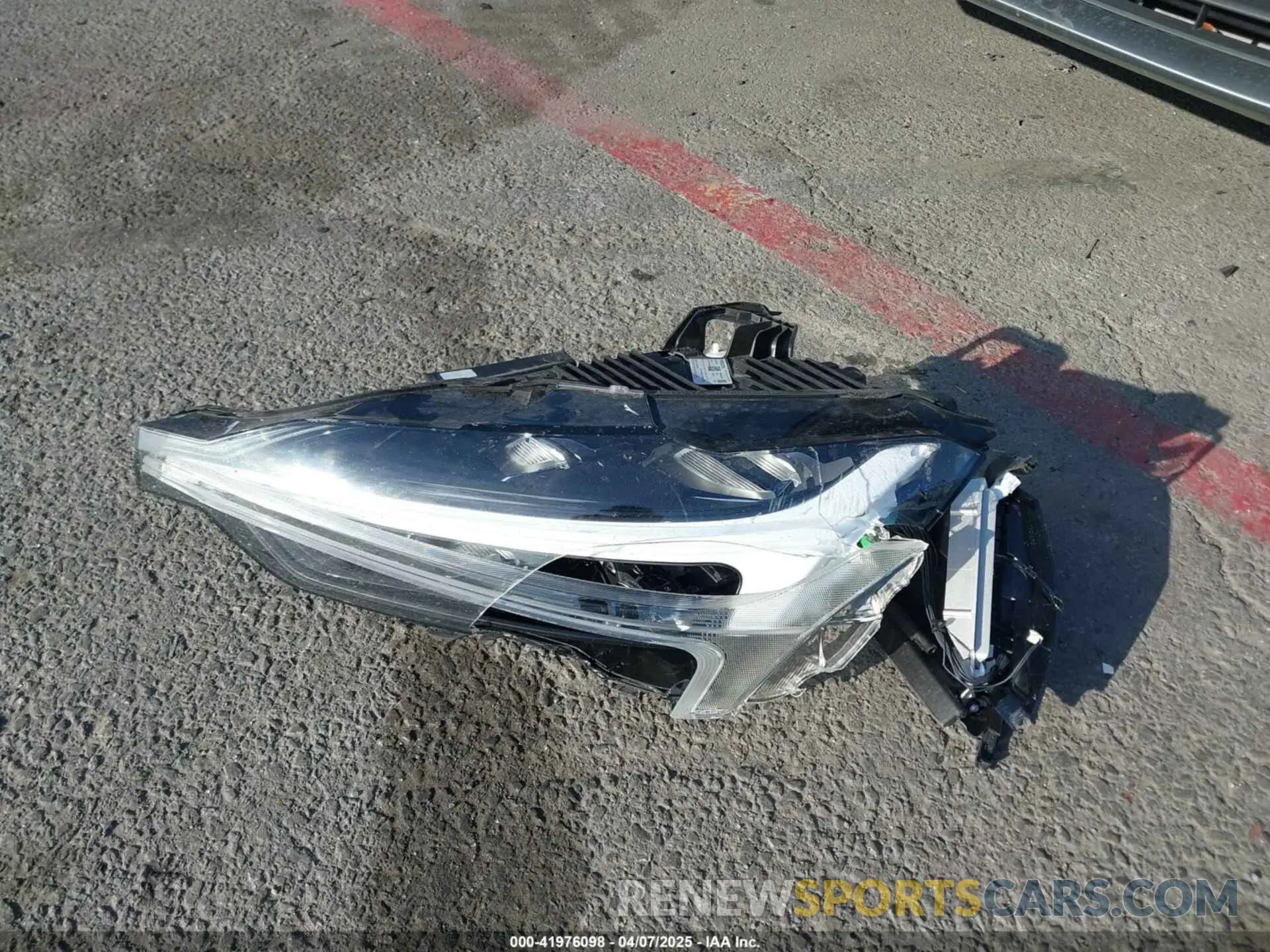 12 Photograph of a damaged car YV4102RK7M1860026 VOLVO XC60 2021