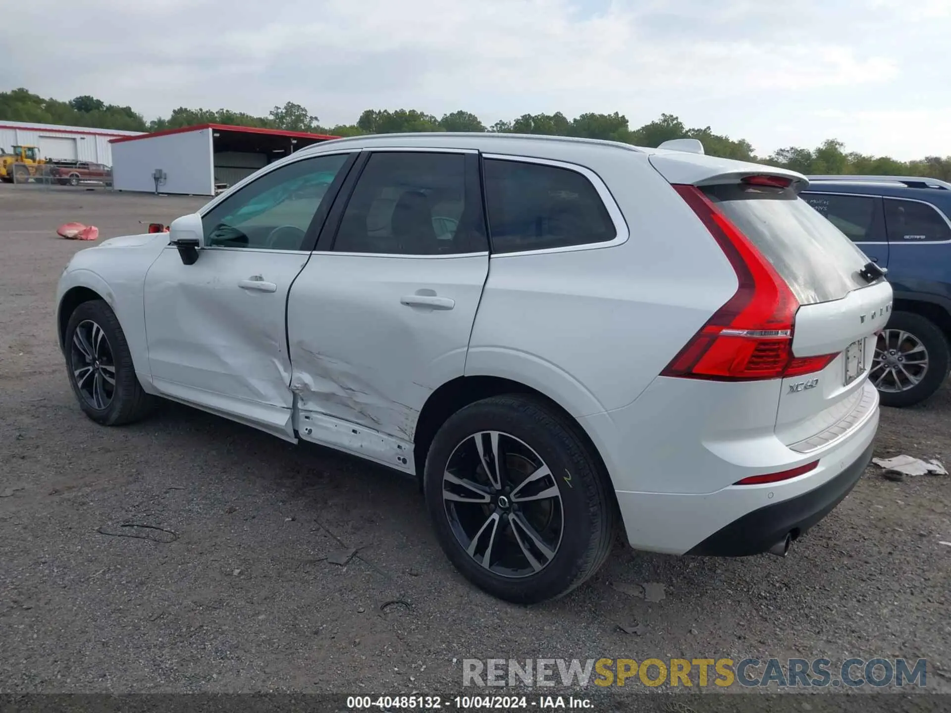 3 Photograph of a damaged car YV4102RK8M1682546 VOLVO XC60 2021