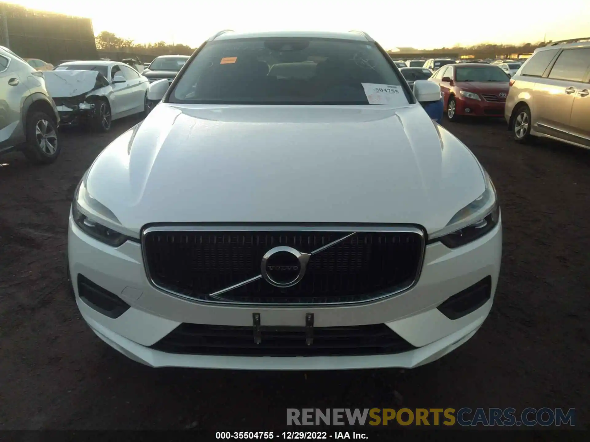 6 Photograph of a damaged car YV4102RK8M1763711 VOLVO XC60 2021