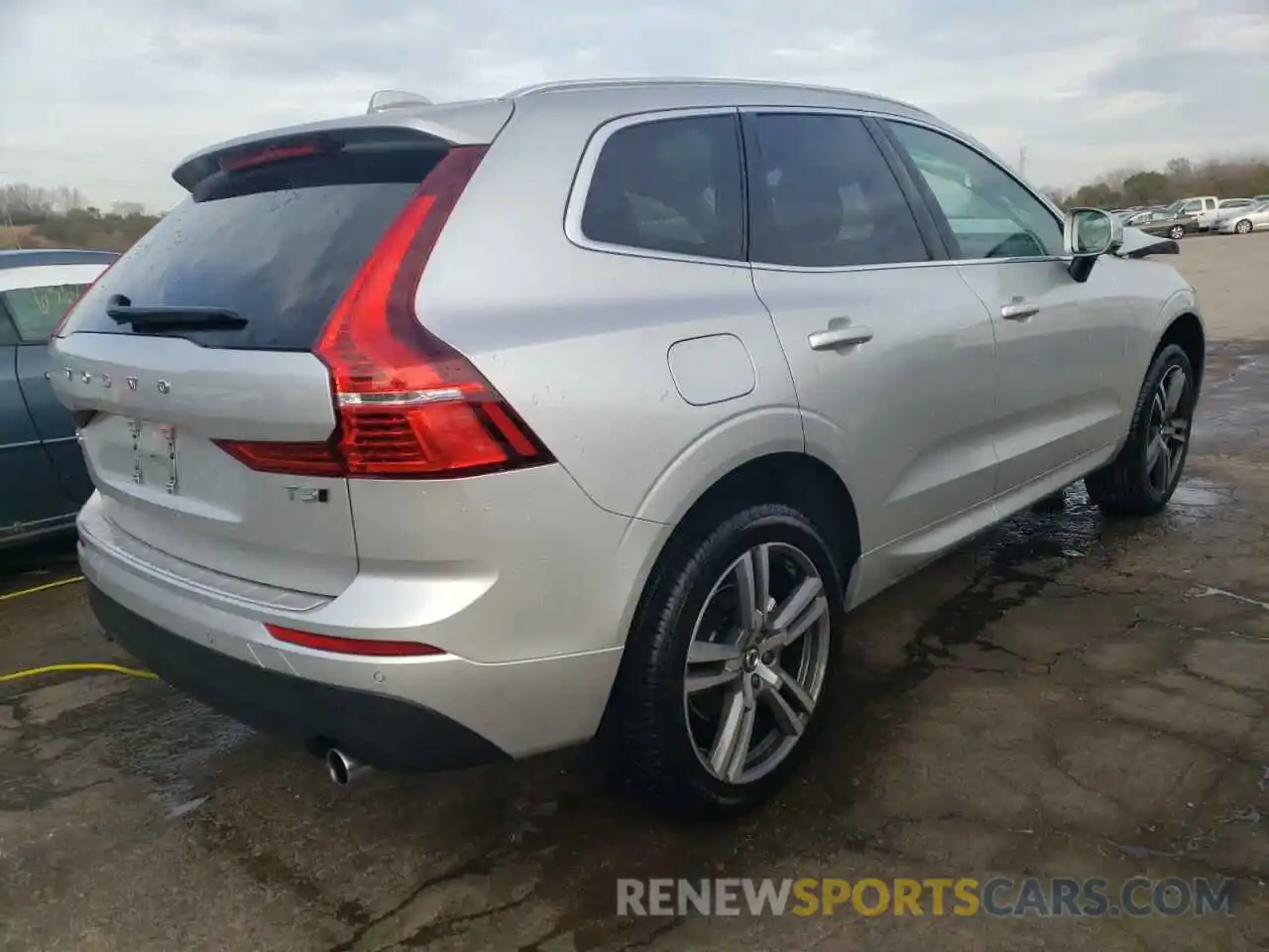 4 Photograph of a damaged car YV4102RK8M1765488 VOLVO XC60 2021