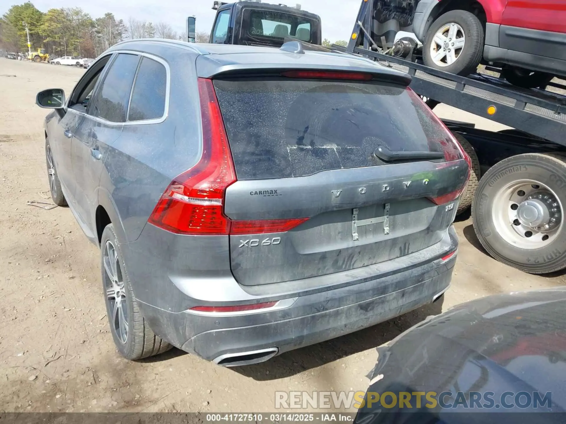 16 Photograph of a damaged car YV4102RL5M1810024 VOLVO XC60 2021