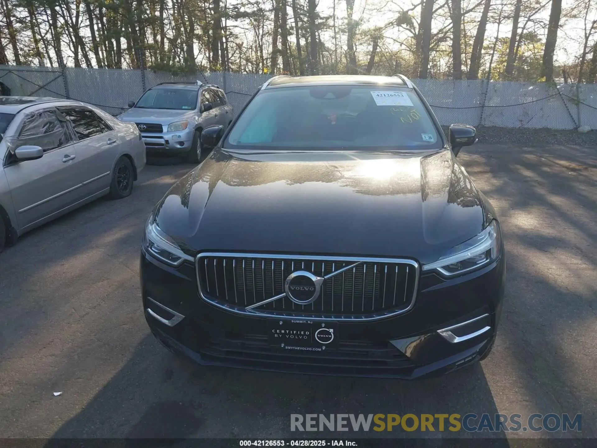 12 Photograph of a damaged car YV4102RL6M1682439 VOLVO XC60 2021