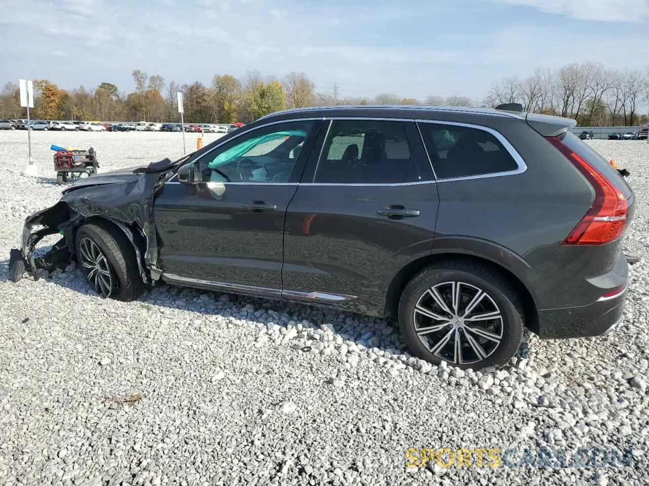 2 Photograph of a damaged car YV4102RL6M1870474 VOLVO XC60 2021