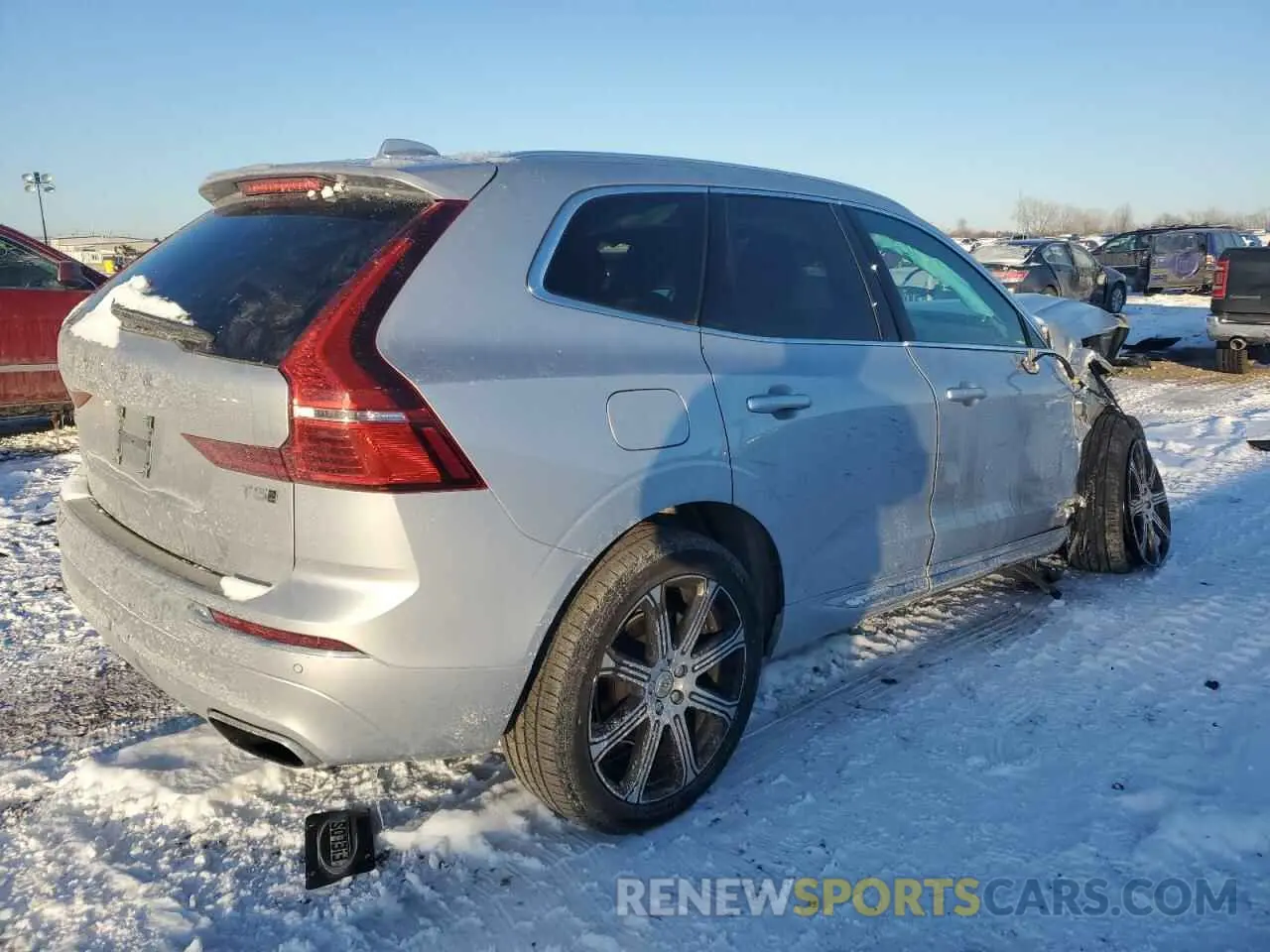 3 Photograph of a damaged car YV4102RL8M1701024 VOLVO XC60 2021