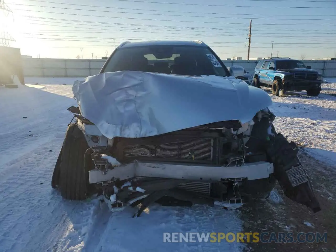 5 Photograph of a damaged car YV4102RL8M1701024 VOLVO XC60 2021