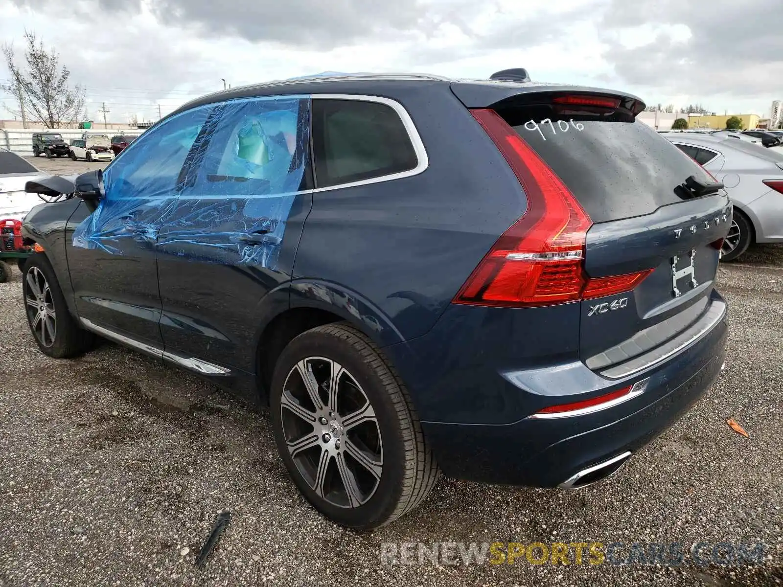 3 Photograph of a damaged car YV4102RL8M1709706 VOLVO XC60 2021