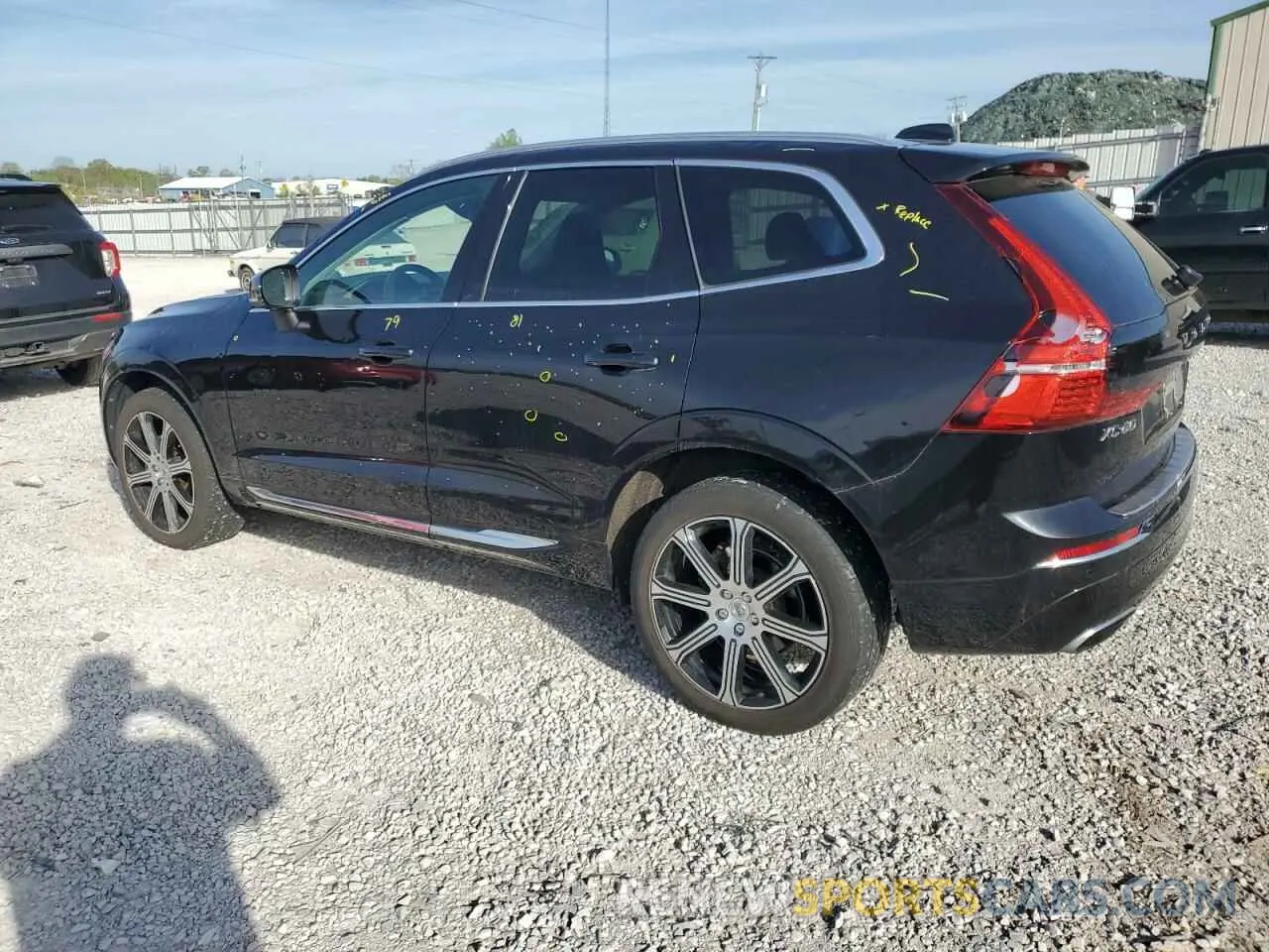 2 Photograph of a damaged car YV4102RL8M1835127 VOLVO XC60 2021