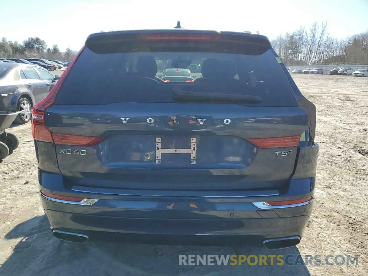 6 Photograph of a damaged car YV4102RLXM1701011 VOLVO XC60 2021
