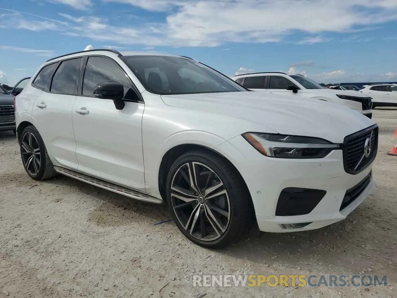 4 Photograph of a damaged car YV4102RM1M1881102 VOLVO XC60 2021