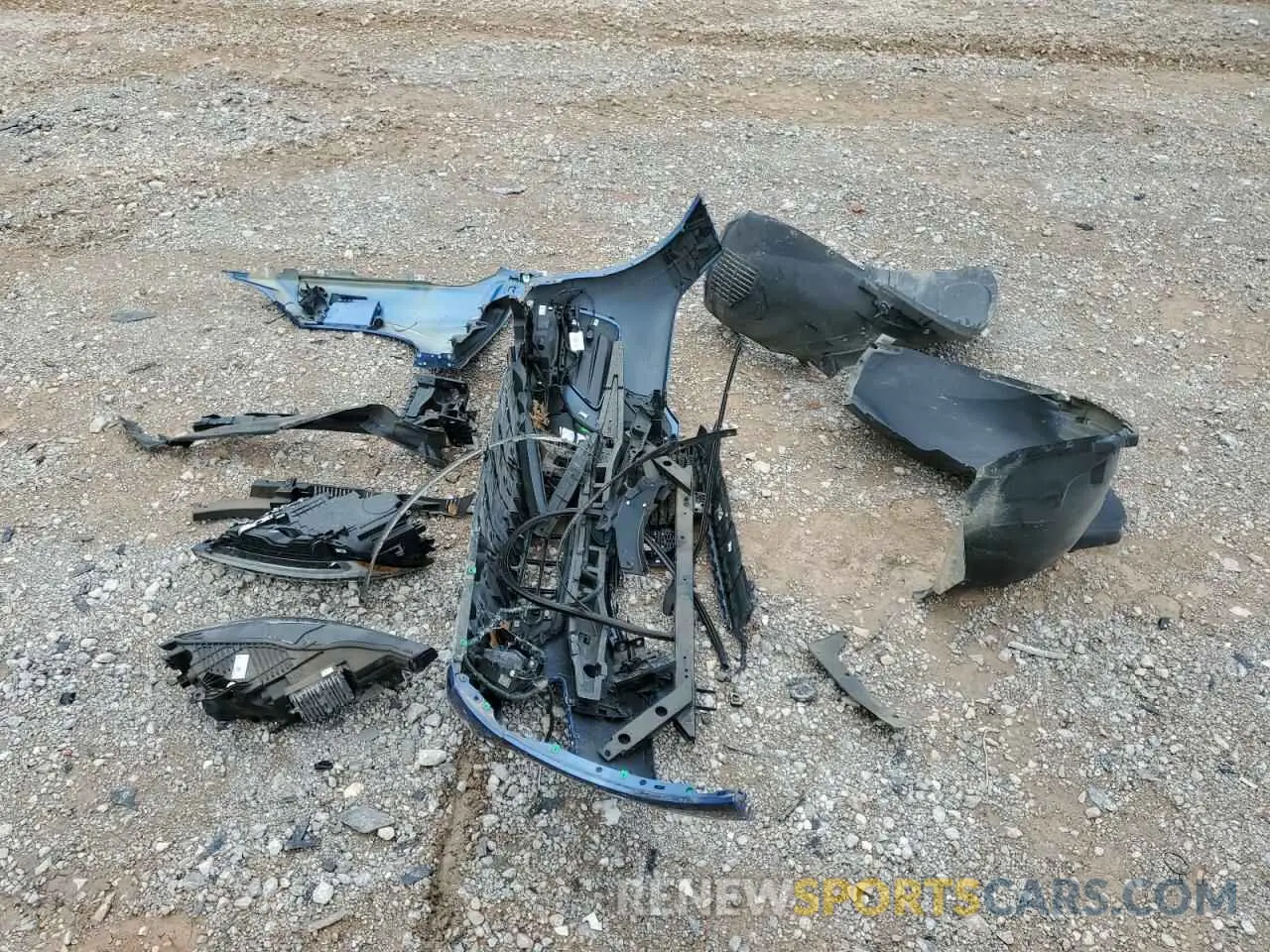 13 Photograph of a damaged car YV4102RM7M1881525 VOLVO XC60 2021
