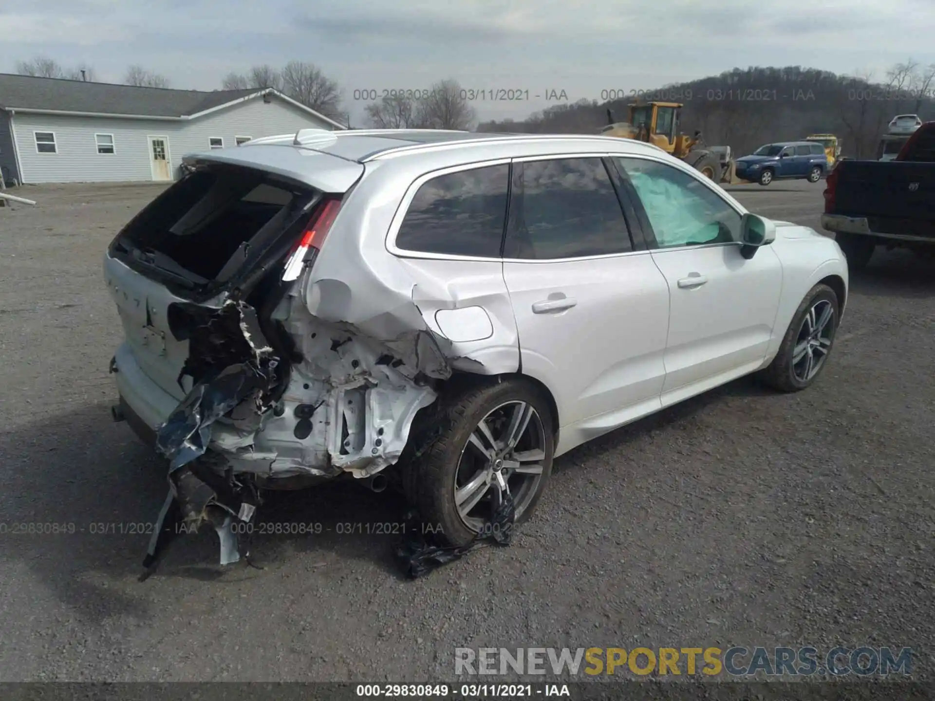 4 Photograph of a damaged car YV4A22RK1M1676355 VOLVO XC60 2021