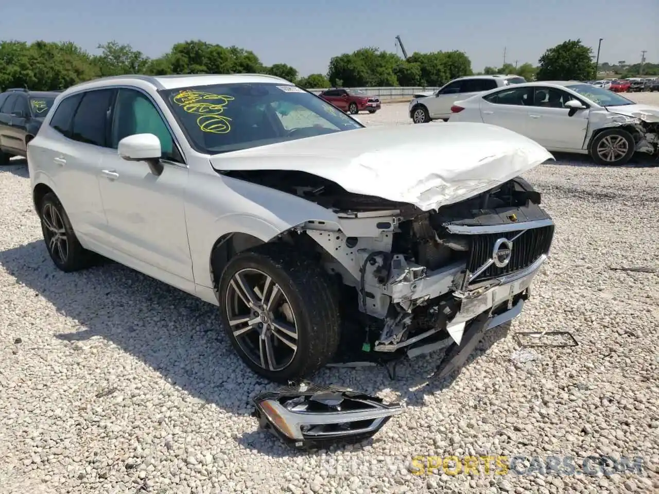 1 Photograph of a damaged car YV4A22RK2M1696372 VOLVO XC60 2021