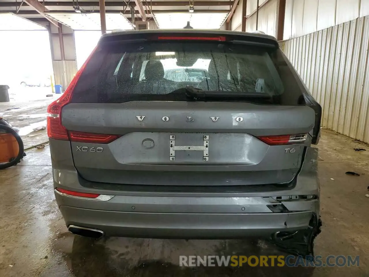 6 Photograph of a damaged car YV4A22RL1M1825047 VOLVO XC60 2021