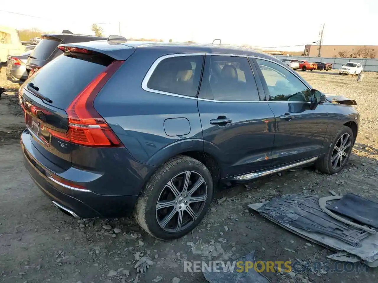 3 Photograph of a damaged car YV4A22RL3M1728206 VOLVO XC60 2021