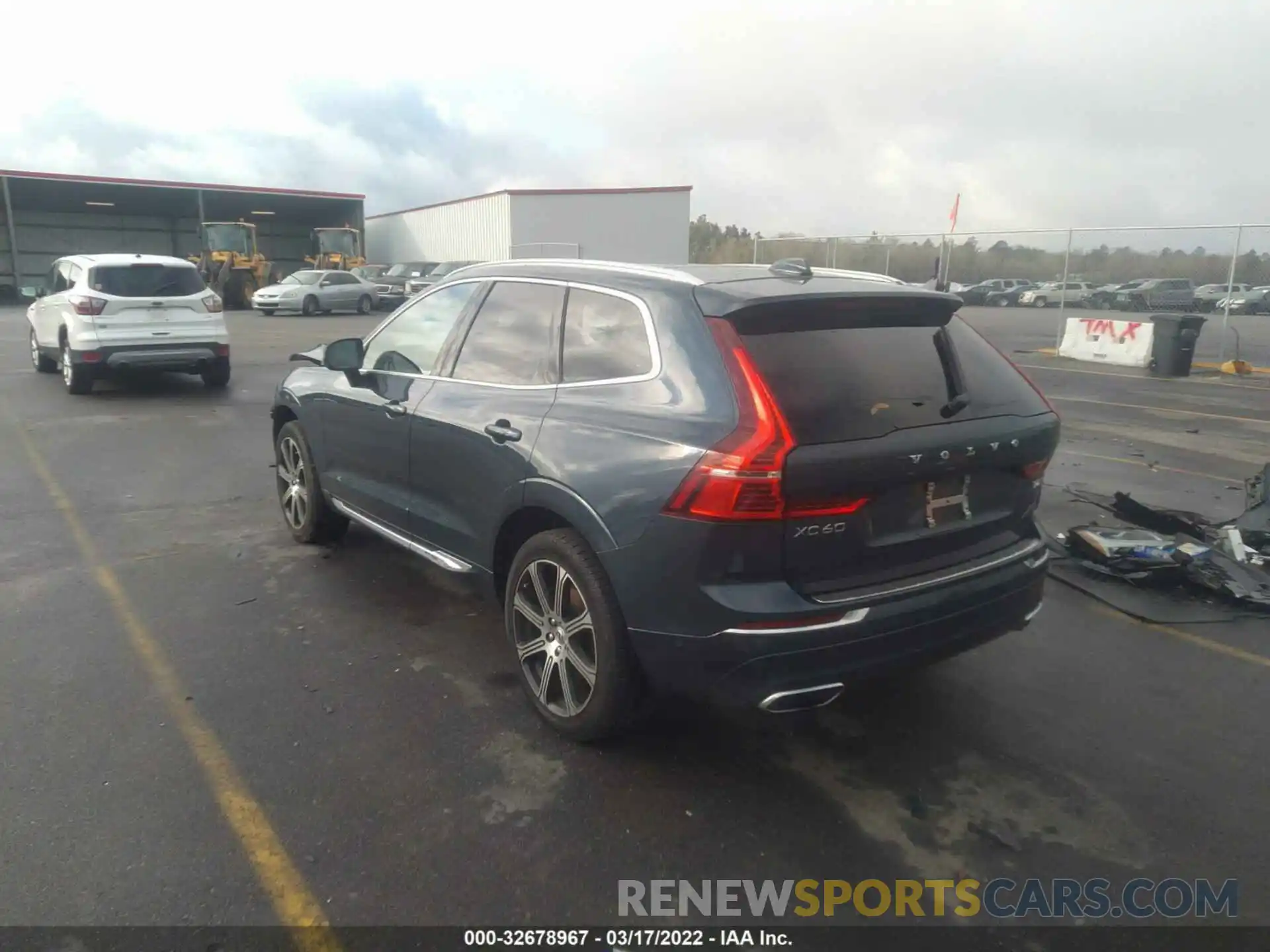 3 Photograph of a damaged car YV4A22RL6M1688896 VOLVO XC60 2021