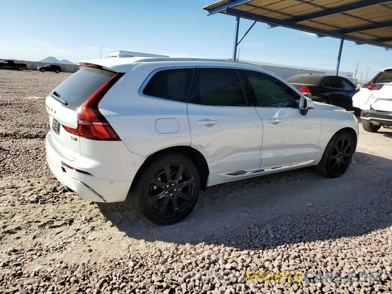 3 Photograph of a damaged car YV4A22RLXM1777192 VOLVO XC60 2021