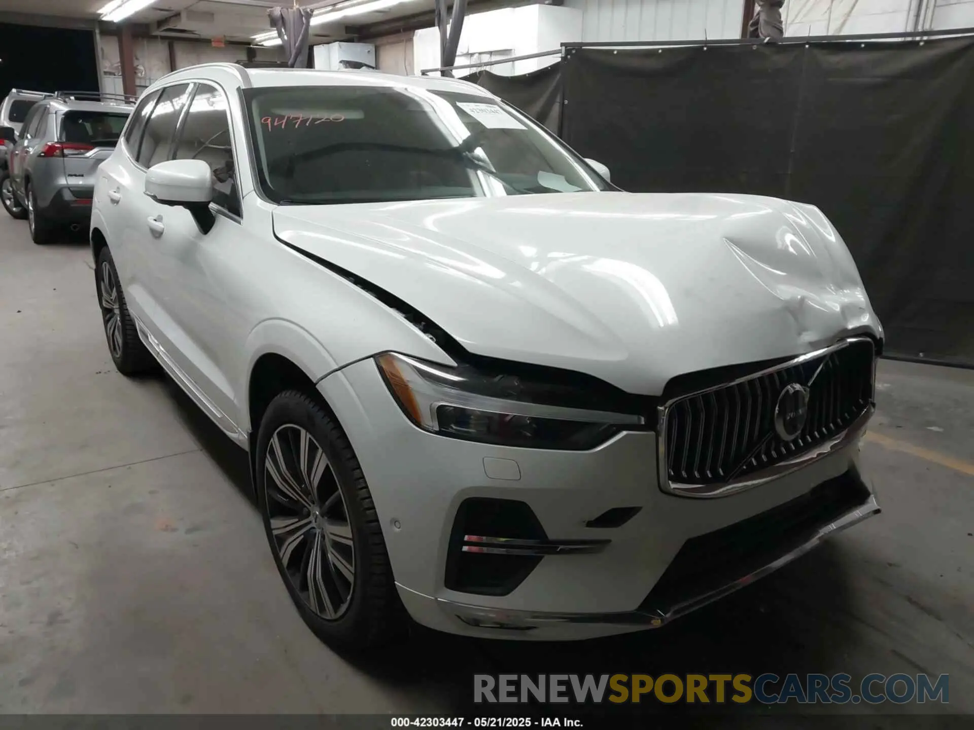 1 Photograph of a damaged car YV4062RL1N1947120 VOLVO XC60 2022