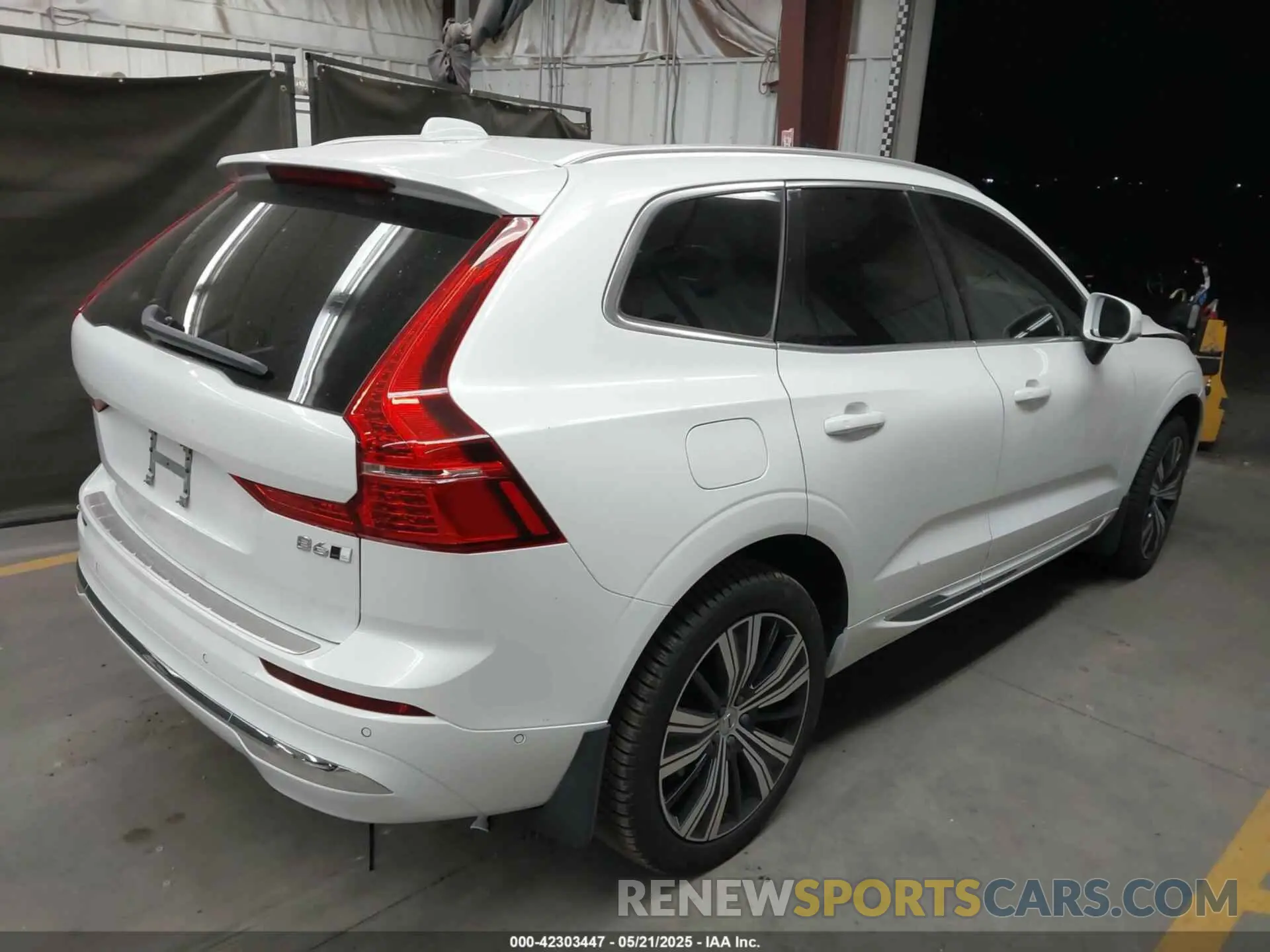 4 Photograph of a damaged car YV4062RL1N1947120 VOLVO XC60 2022