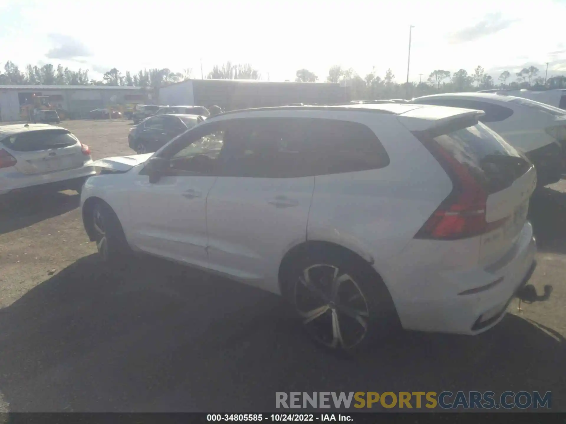 3 Photograph of a damaged car YV4062RMXN1083080 VOLVO XC60 2022