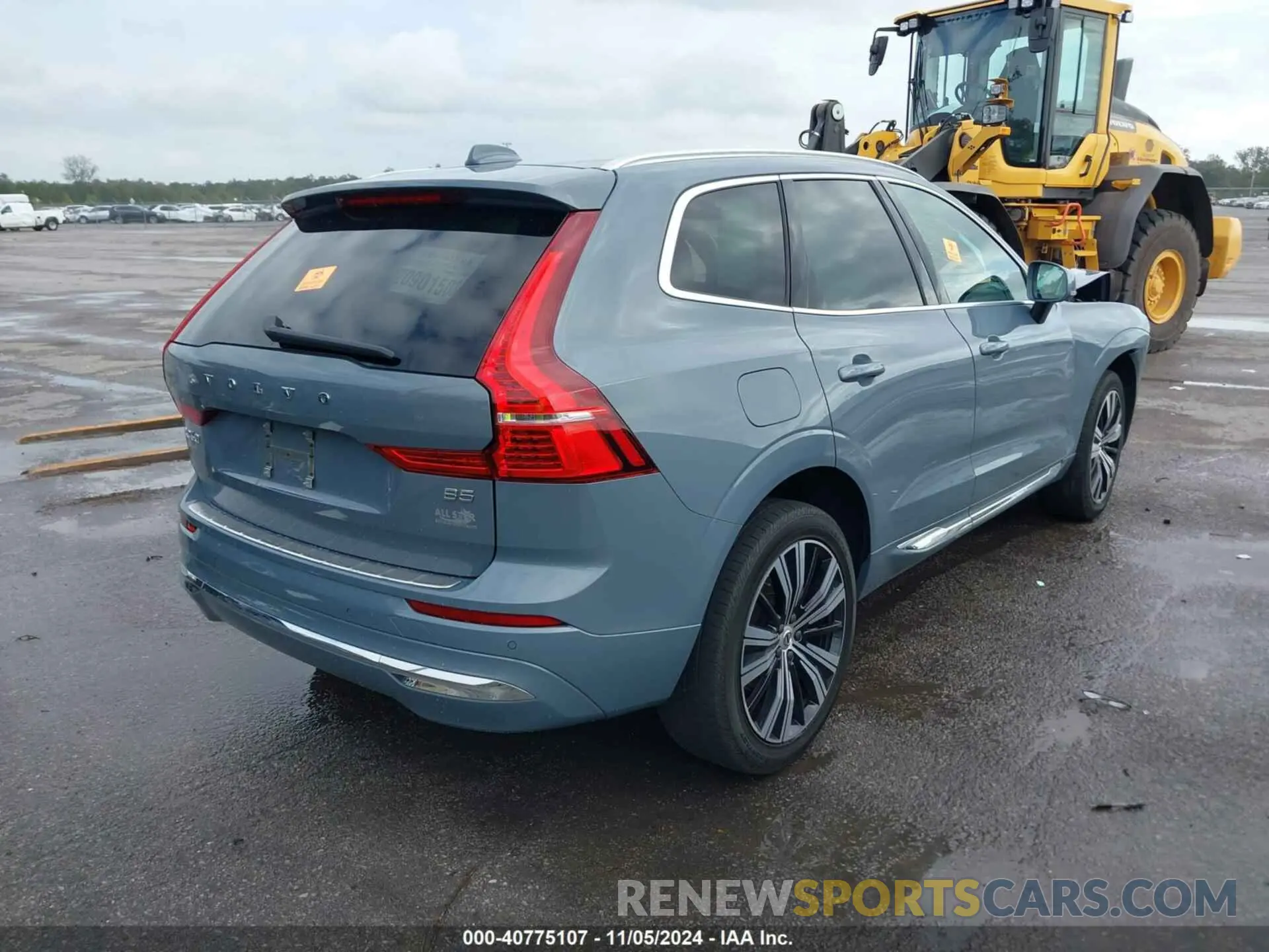 4 Photograph of a damaged car YV4L12DL2N1977715 VOLVO XC60 2022