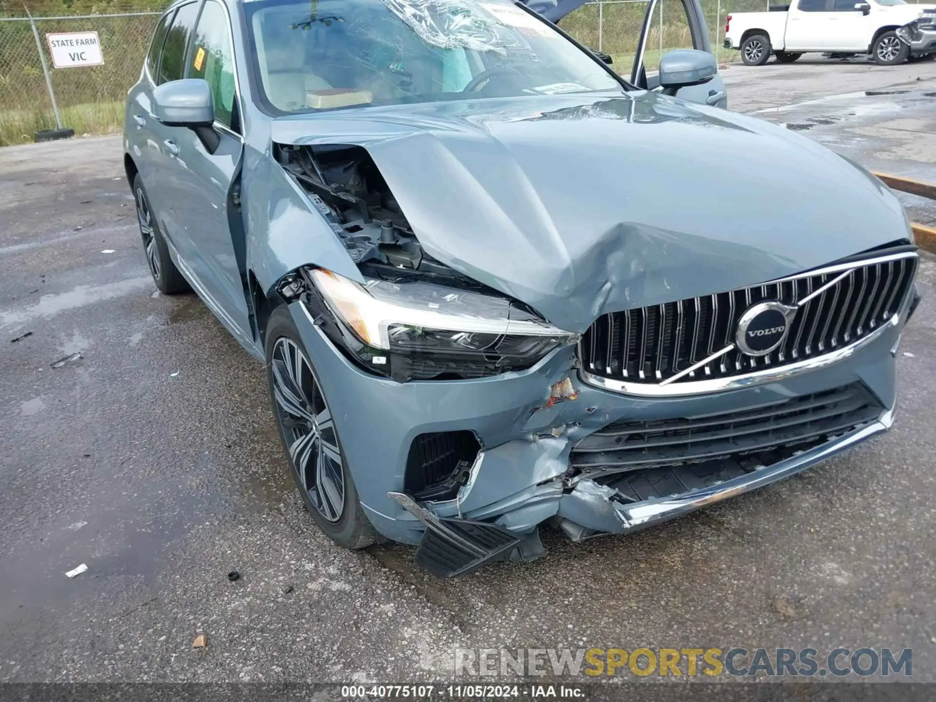 6 Photograph of a damaged car YV4L12DL2N1977715 VOLVO XC60 2022