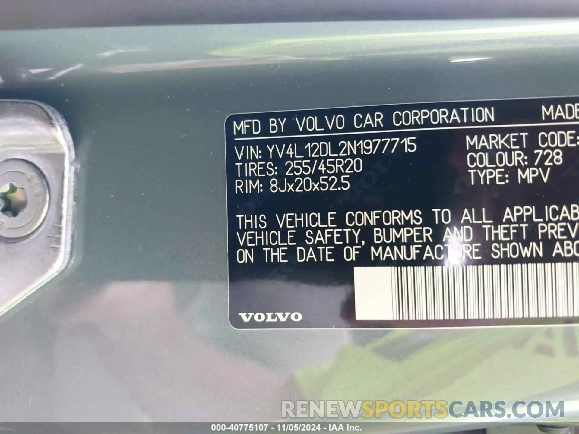 9 Photograph of a damaged car YV4L12DL2N1977715 VOLVO XC60 2022